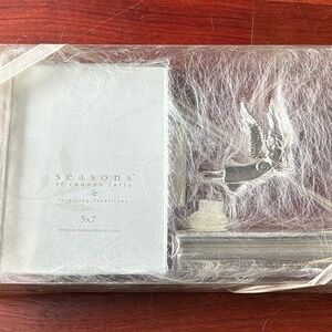 Seasons of Cannon Falls Serenity Angel Silver Frame - NWOT